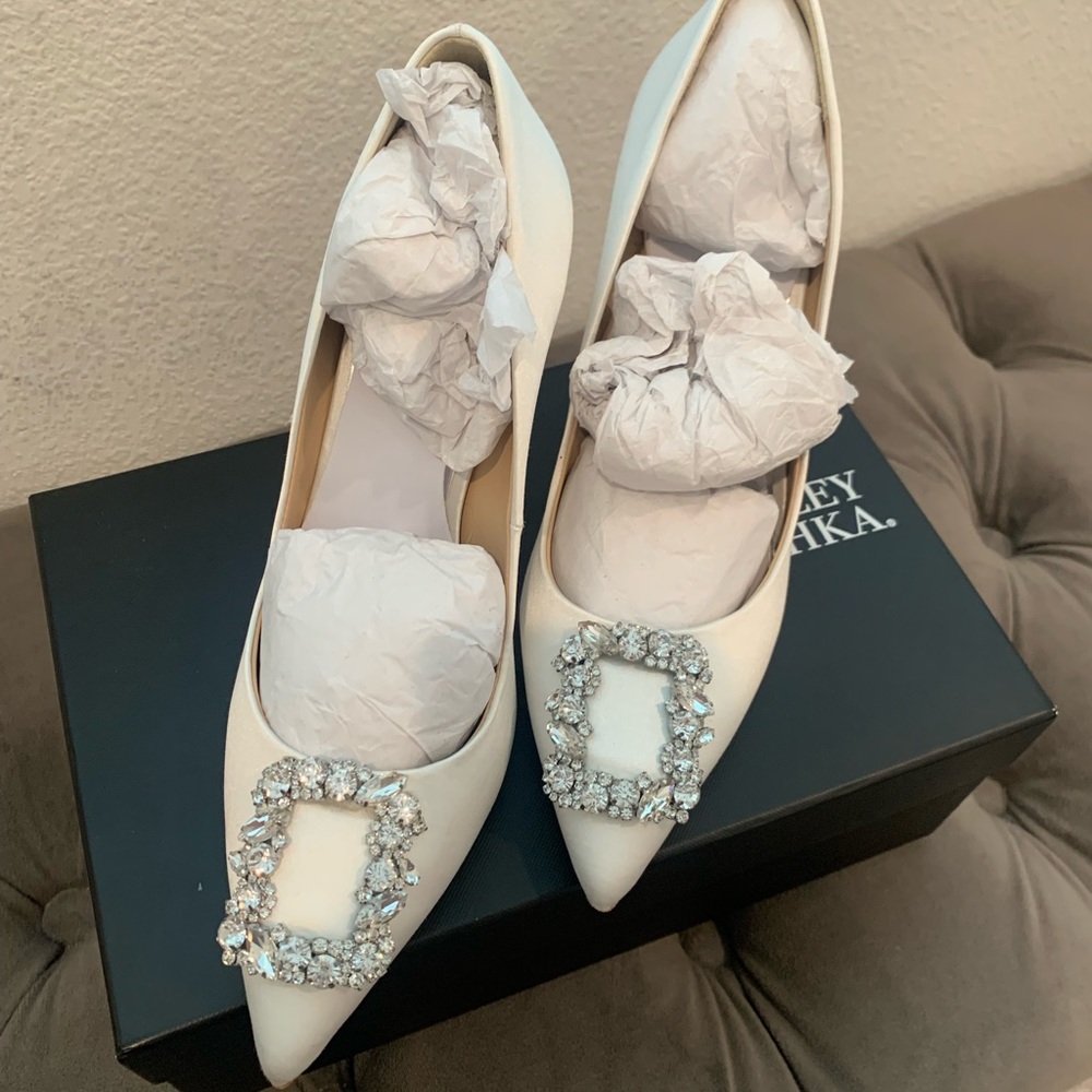 Badgley Mischka Cher Chrystal Embellished Pump- color soft white satin - Picture 8 of 12